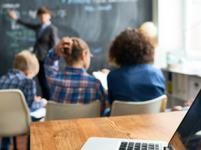 FORMATO HBRIDO NO AMBIENTE ESCOLAR